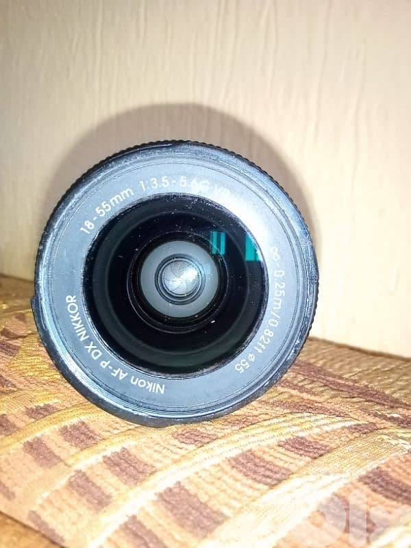 Nikon AF-P DX NIKKOR 18-55mm 3.5-5.6G VR 4