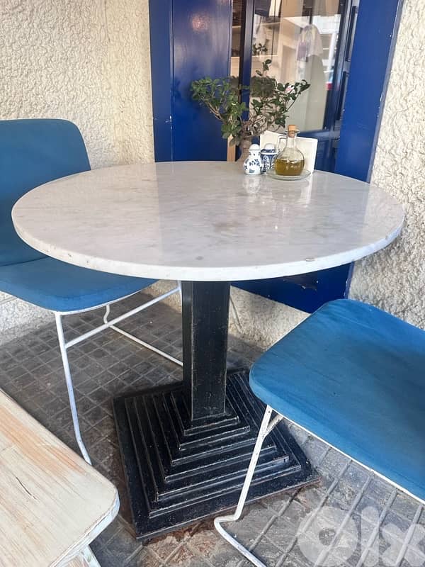 2 Restaurant/ Cafe table - Marble طاولات رخام عدد 2 - الواحدة ب$٩٠ 1