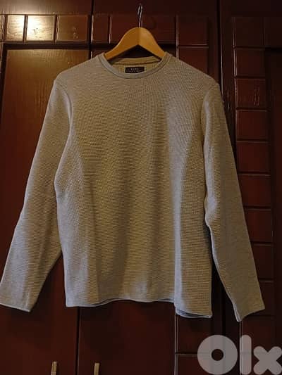 zara sweater medium