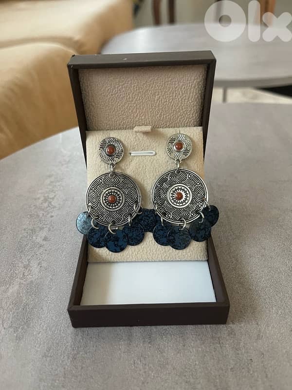 silver jewelry set (each peice can be sold separately) 4