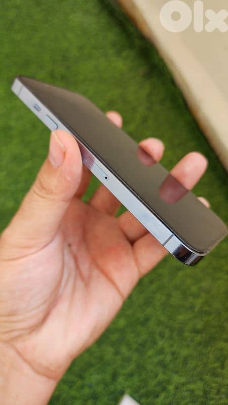 iPhone 13 Pro 256GB Blue 2