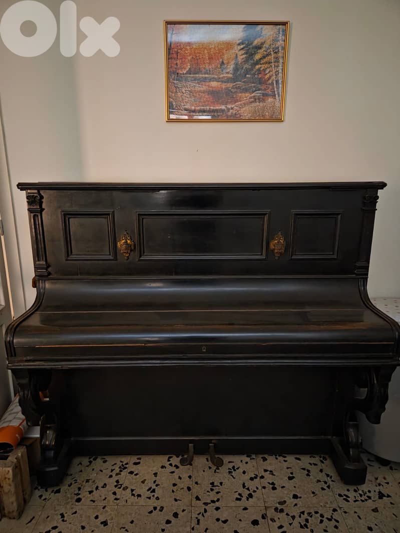 Antique 1930s French STAUB Médaille d'Or Piano – Rare Collectible 9