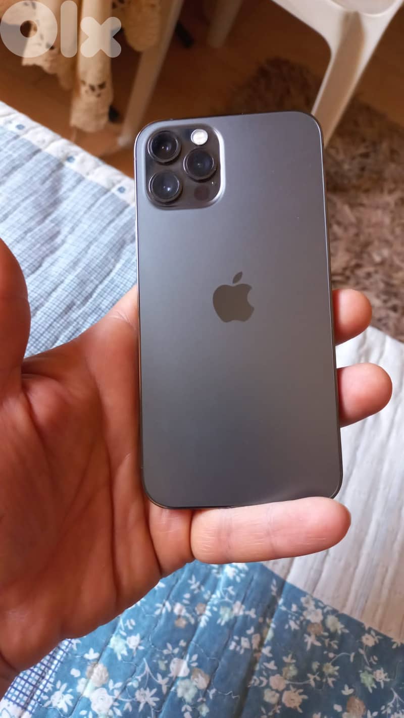 iPhone 12 pro 0