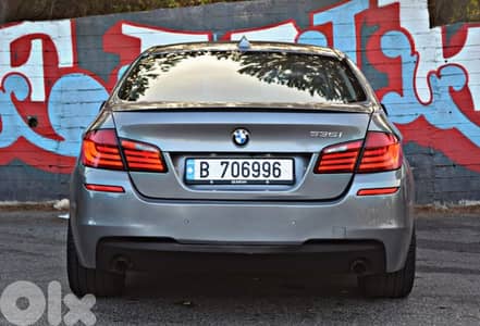 BMW 3-Series 2011