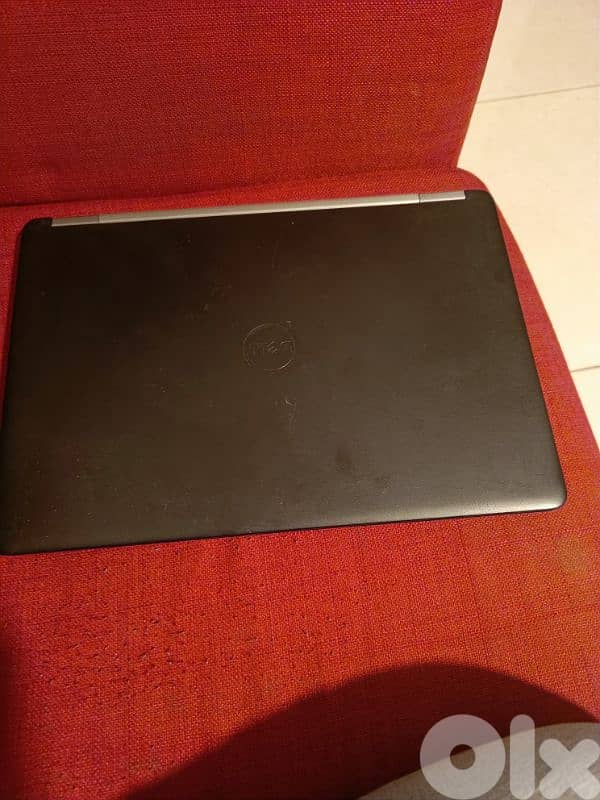3 laptops for sale se3er la2ta akeed menhe 1