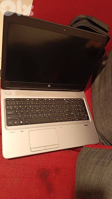 3 laptops for sale se3er la2ta akeed menhe 2