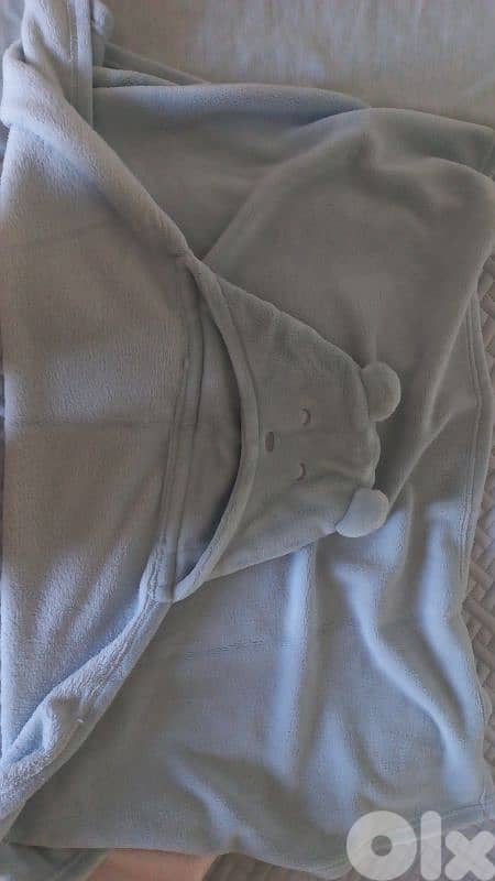 blankets for boys and girls in excellent condition for sale 2