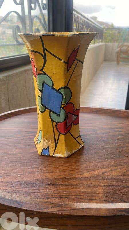 English Potery vase 0