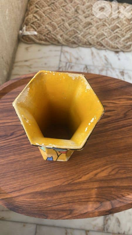 English Potery vase 1