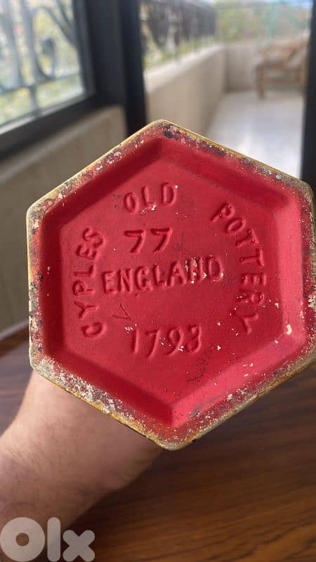 English Potery vase 2