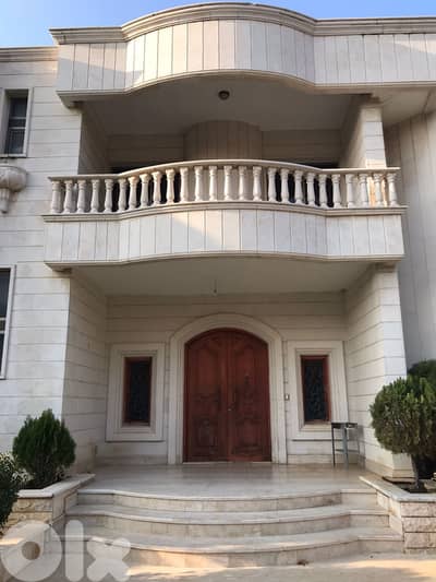 Villa for sale in Mechref 1800m2