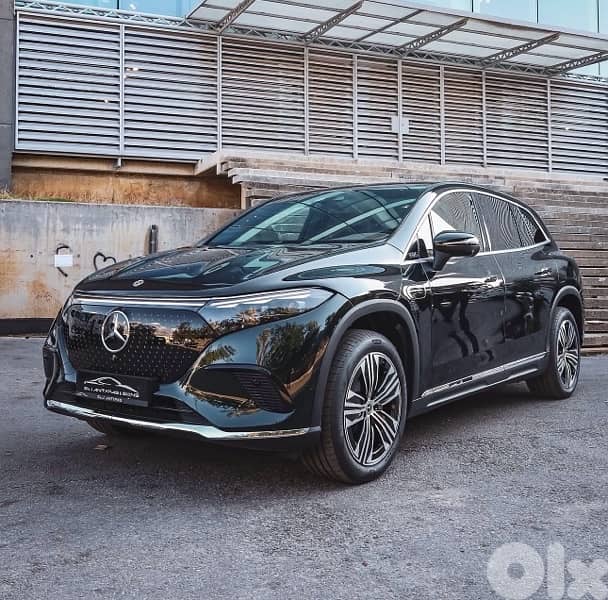 Mercedes-Benz EQS 450 SUV HYPERSCREEN 0