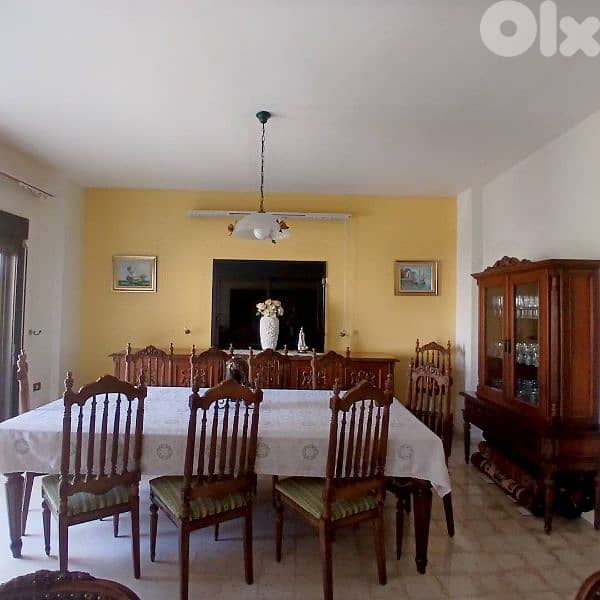 full dining room 0