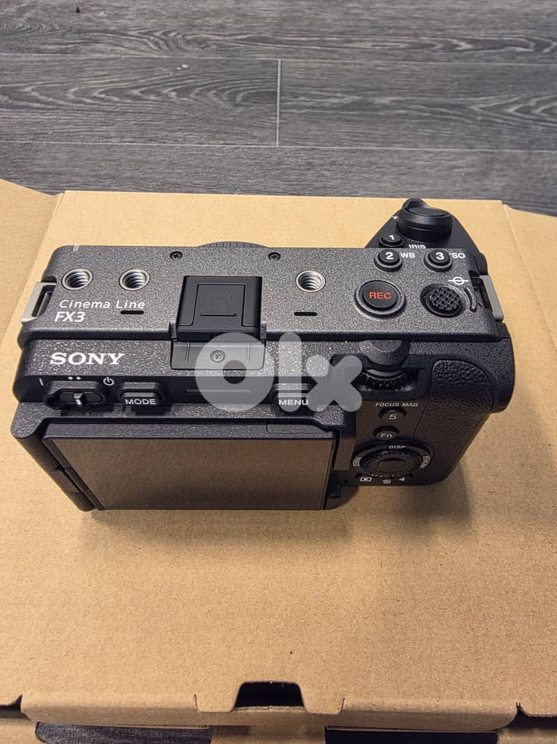 Sony Fx3A camera and Sony lens brand new 1