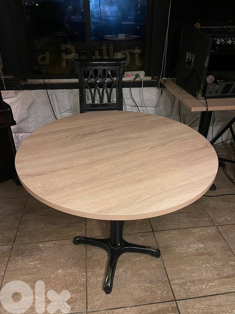 Square, Round and Rectangular tables 1