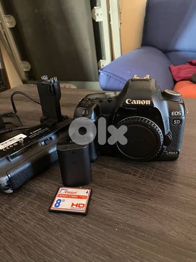 5d mark ii body + grip + charger + battery