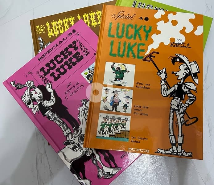 Super 95%new Mickey magazines and Cedric bandes déssinés 1