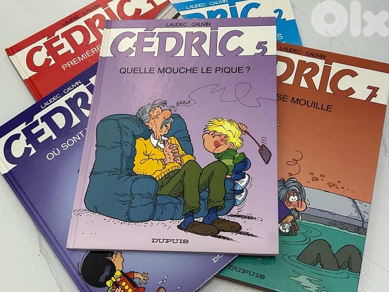 Super 95%new Mickey magazines and Cedric bandes déssinés 2