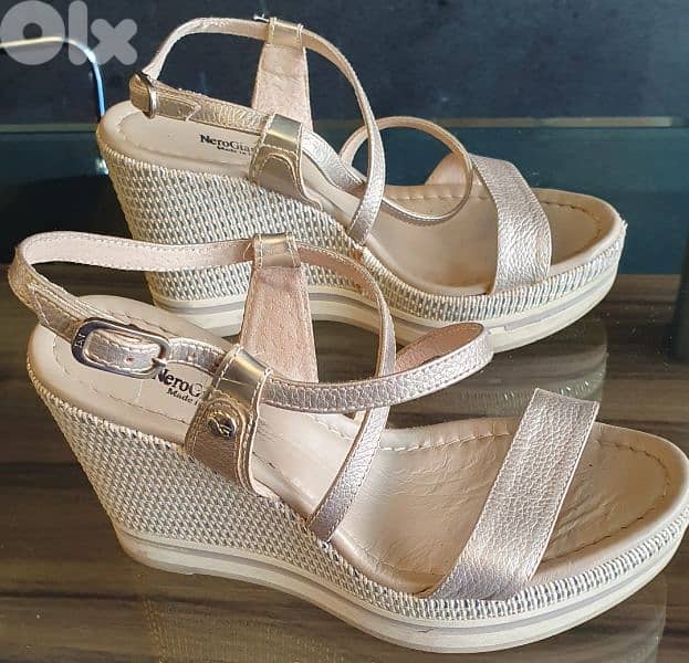 sandal Nero Giardini N36 Made inItaly like new 5$ b ashrafiye 03723895 0