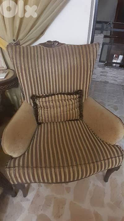 كرسي  صالون خشب مسيف (موغونو Mahogany)  عدد ٢