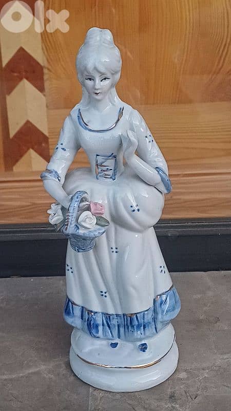 antique 0