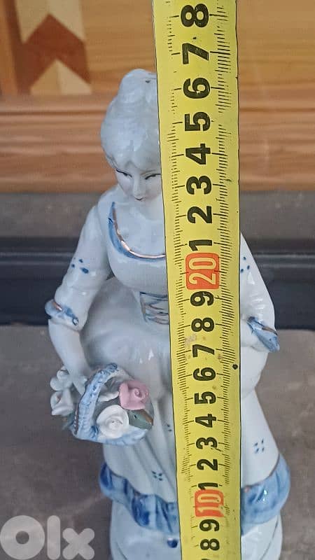 antique 7