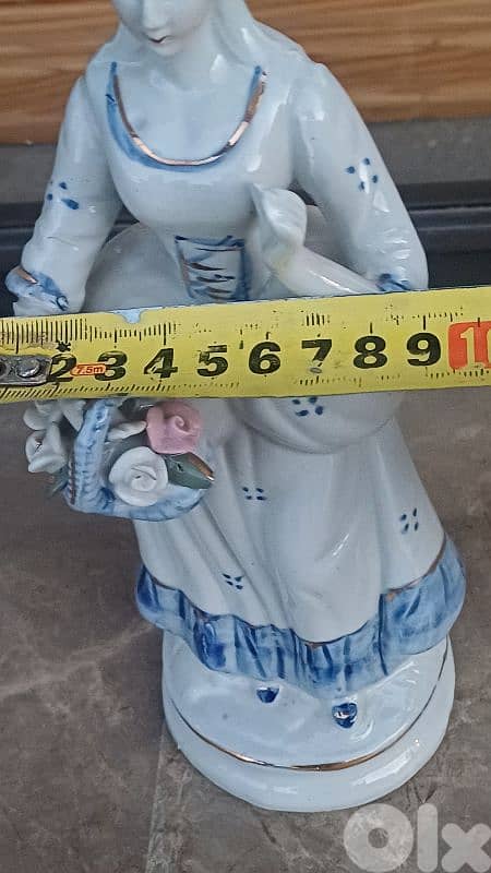 antique 8