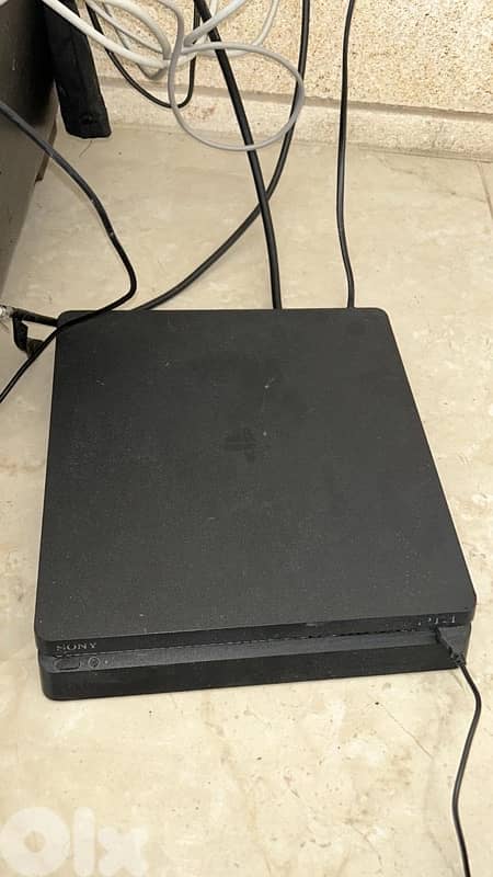 ps4 slim 3