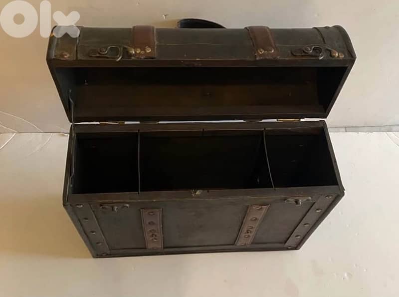 vintage wood and leather chest 5