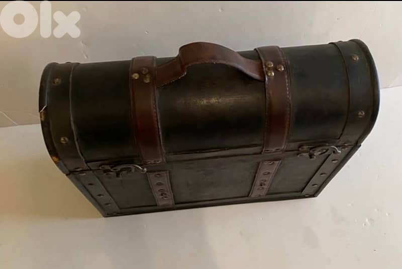 vintage wood and leather chest 7