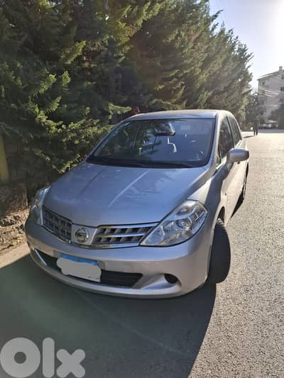 Nissan Tiida 2010