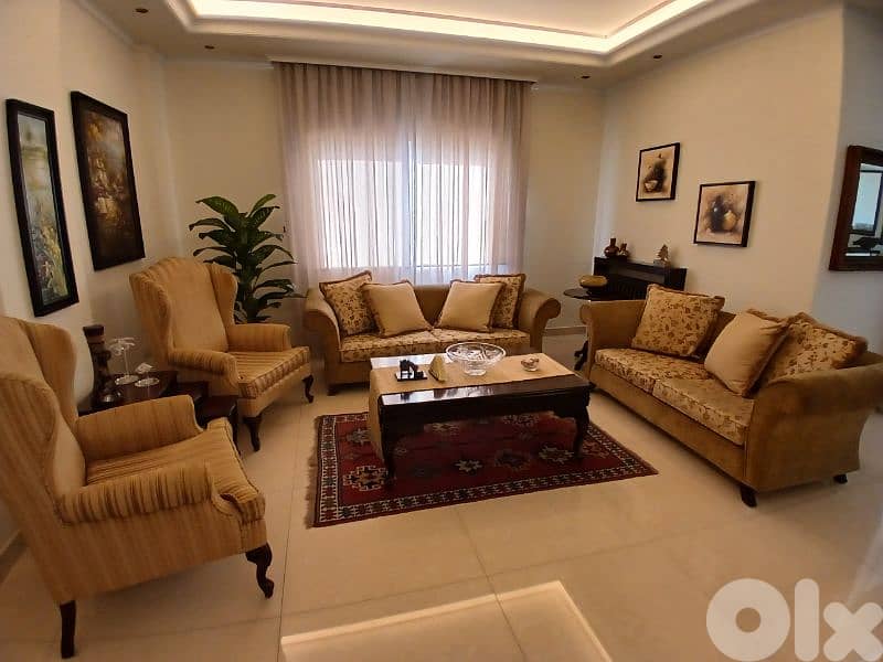 full living room like new 1