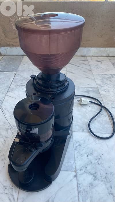 Cunill Coffee Grinder مطحنة بن