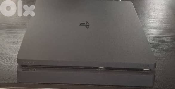 PS4 SLIM 1 TB