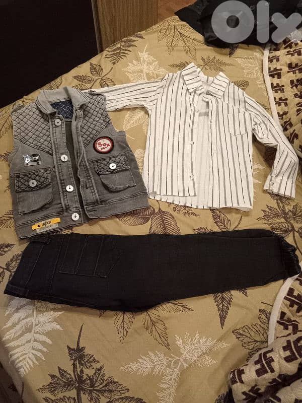 ملابس صبي ايه قطع بس 5$ 7