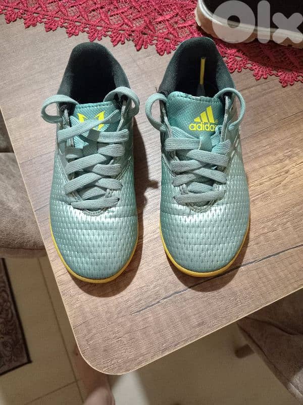 ملابس صبي ايه قطع بس 5$ 10