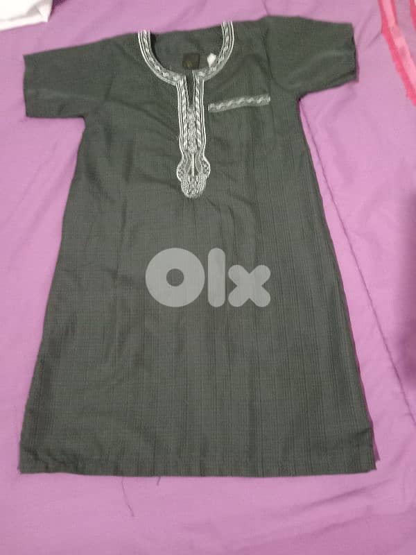 ملابس صبي ايه قطع بس 5$ 15