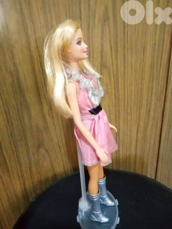 Barbie GLITZ Dressed Mattel 2010 unflexible legs+Boots as new doll=20$ 3