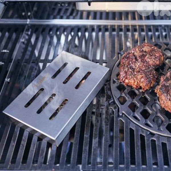 grill mesiter smoker box 2