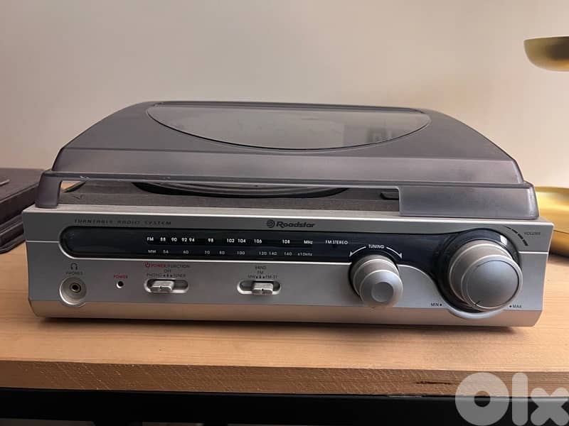 LP player roadstar 0