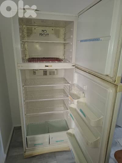 براد مستعمل للبيع