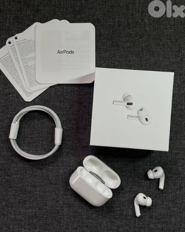 Apple AirPods pro 2 USB C Original Apple with warranty 4
