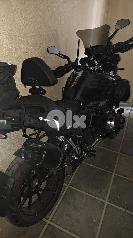 bmw  r1250gs 2