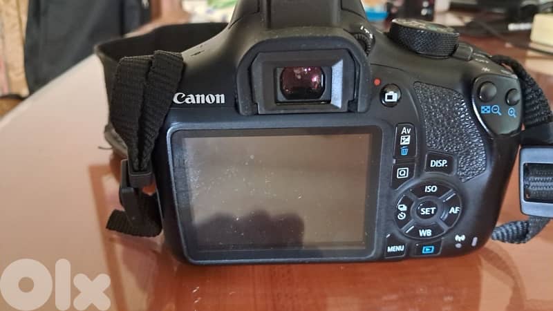 Canon 1300D Entry level 1