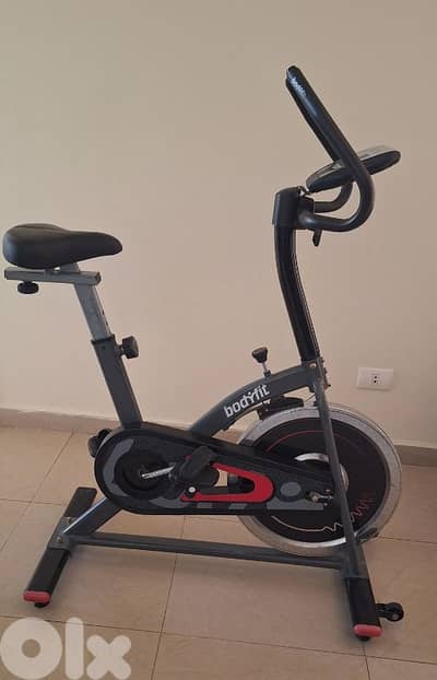 بسكليت منزلية جديدة bodyfit ب 110 $