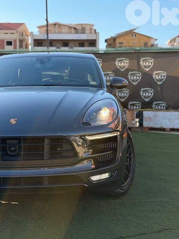 Porsche Macan 2017 0