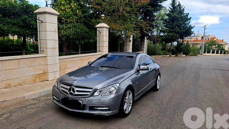 Mercedes-Benz E-Class 2011 0