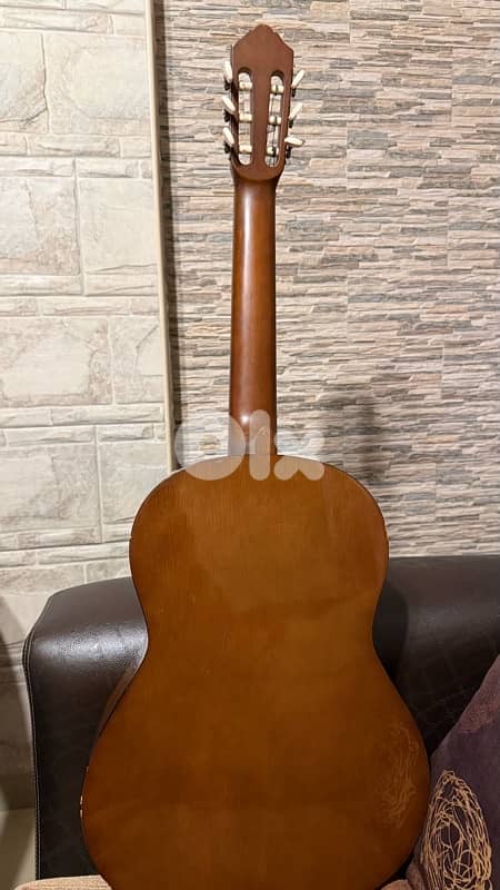 Yamaha C40 guitar 1
