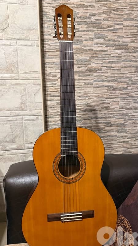 Yamaha C40 guitar 2