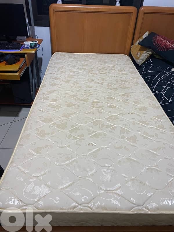 wooden bed with mattress excellent condition and two drawers 2